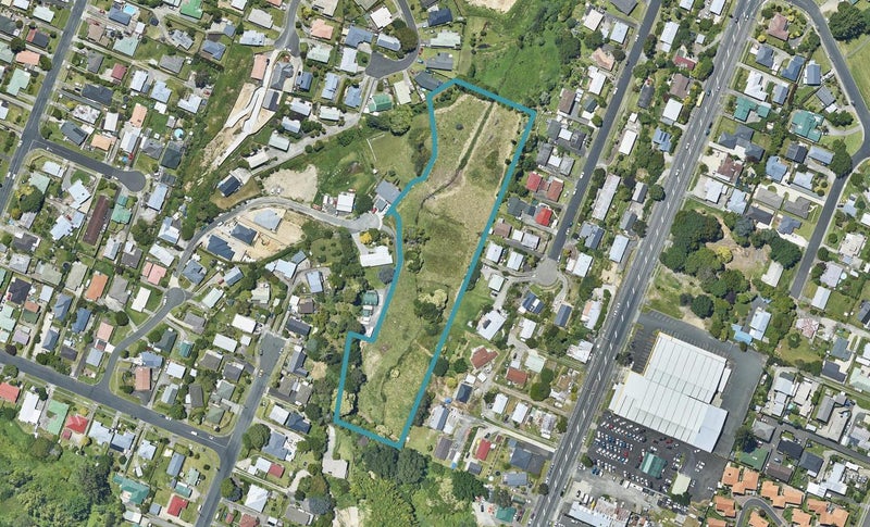37 Dunrobbin Place, Gate Pa, Tauranga - Carousel 1