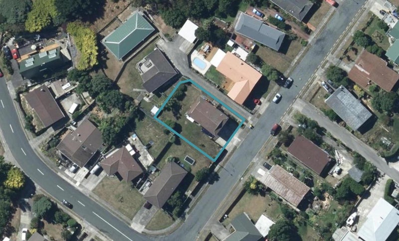 3 Rothwell Street, Titahi Bay, Porirua - Carousel 1