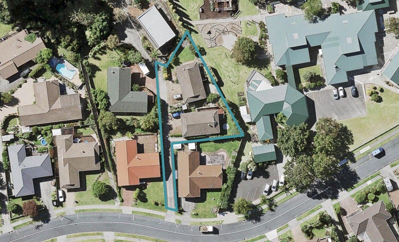 1/17 Sunnyview Avenue, Shelly Park, Auckland - Carousel 1