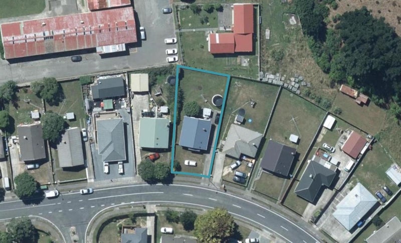 116 Corinna Street, Waitangirua, Porirua - Carousel 1