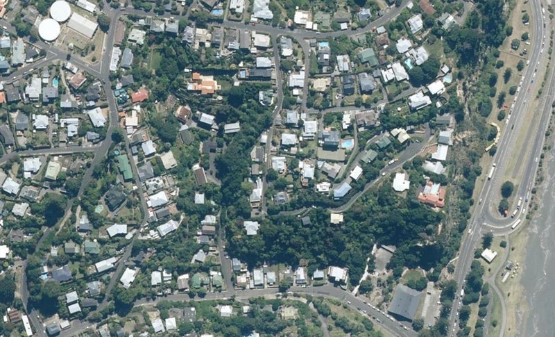 119 Priestley Terrace, Bluff Hill, Napier - Carousel 1