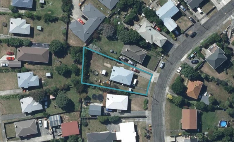 50 Waiuta Street, Titahi Bay, Porirua - Carousel 1