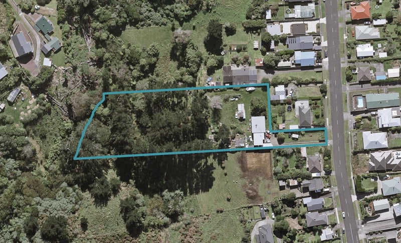 102 Pioneer Road, Moturoa, New Plymouth - Carousel 1