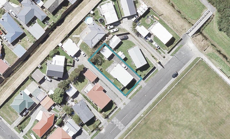 45 Rata Street, Wainuiomata, Lower Hutt - Carousel 1