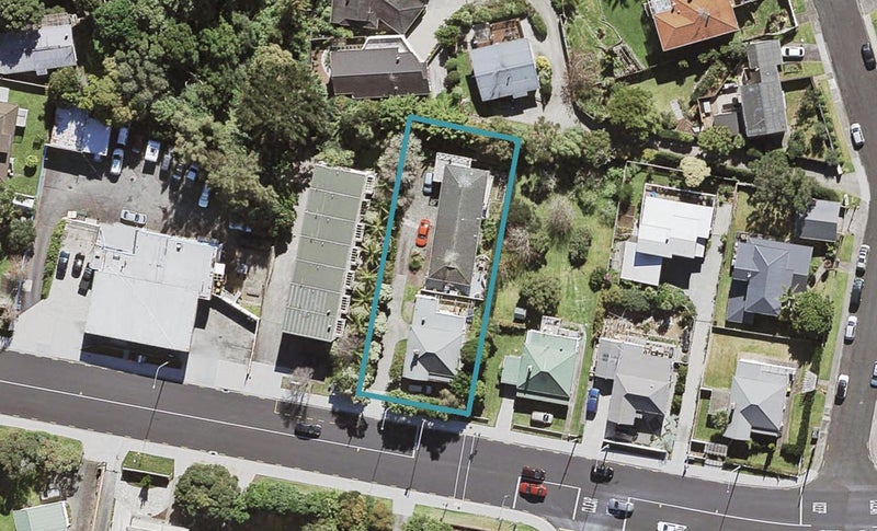 3/121 Mokoia Road, Birkenhead, Auckland - Carousel 1
