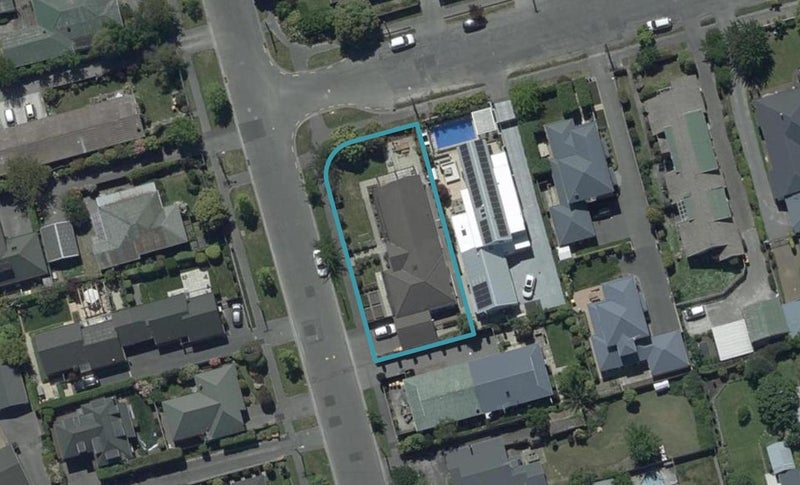 48 Garreg Road, Bryndwr, Christchurch - Carousel 1