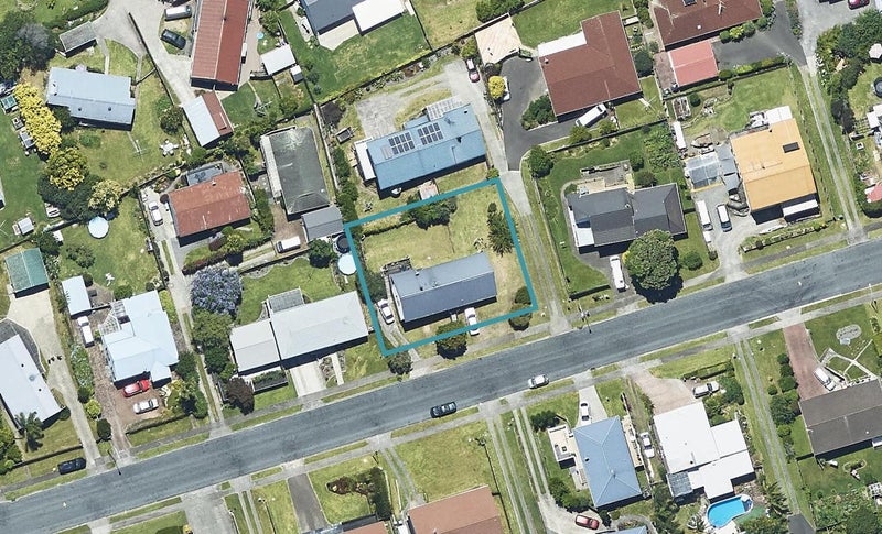 20 Corinna Street, Welcome Bay, Tauranga - Carousel 1