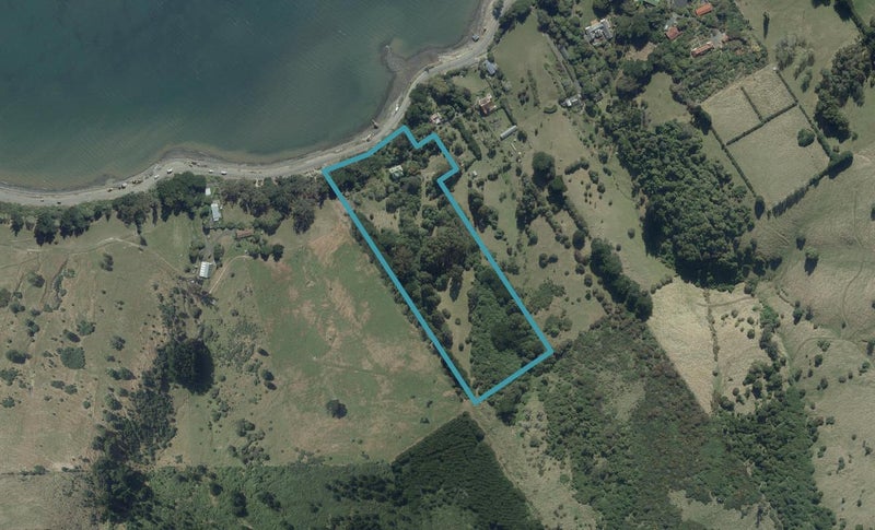 386 Portobello Road, Macandrew Bay, Dunedin - Carousel 1