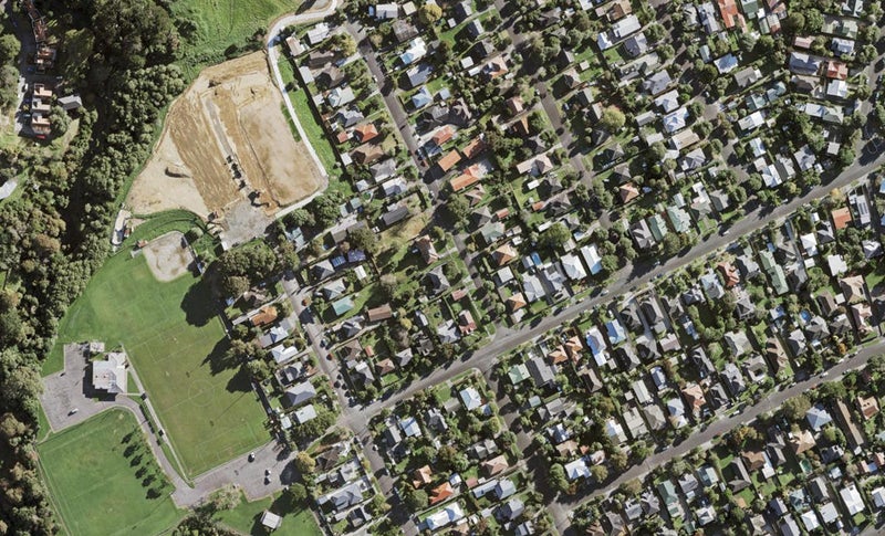 4 Laurel Street, Mount Albert, Auckland - Carousel 1