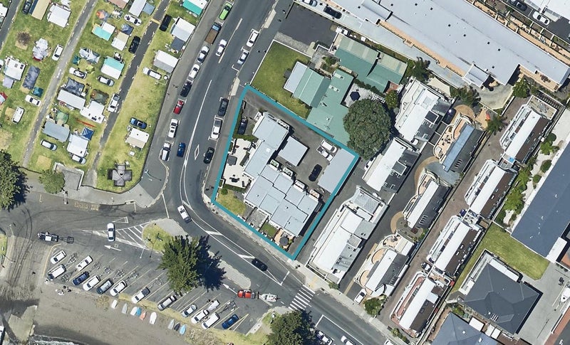 6/2 ADAMS AVENUE, Mount Maunganui, Tauranga - Carousel 1