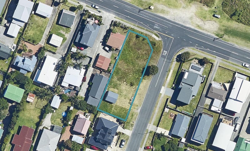 784 Papamoa Beach Road, Papamoa Beach, Papamoa - Carousel 1