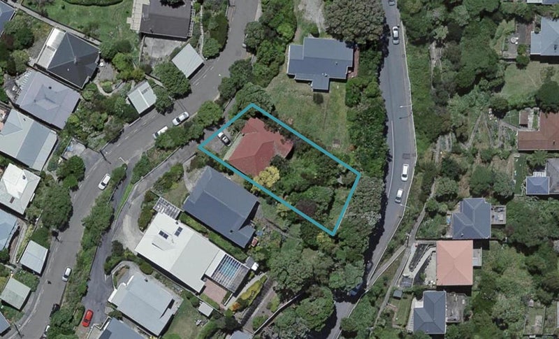 9 Sutherland Crescent, Melrose, Wellington - Carousel 1