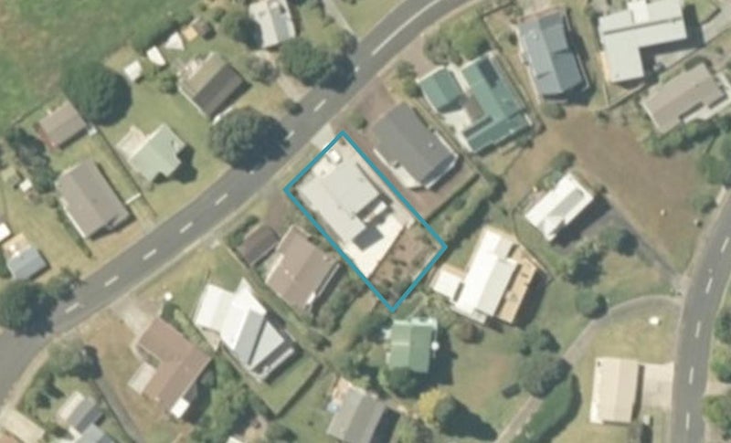 131 Bambury Place, Onemana, Whangamatā - Carousel 1