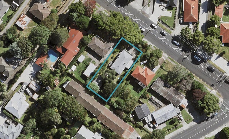 46 Swanson Road, Henderson, Auckland - Carousel 1