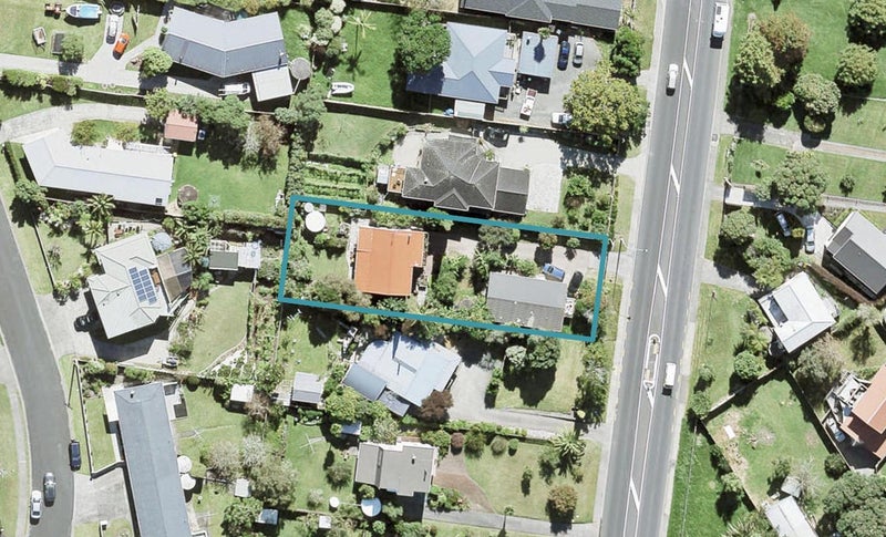 910A Whangaparaoa Road, Manly, Whangaparaoa - Carousel 1