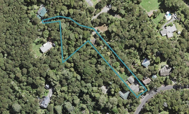 1/757 West Coast Road, Oratia, Auckland - Carousel 1