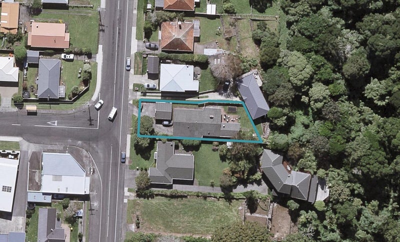 423 Carrington Street, Upper Vogeltown, New Plymouth - Carousel 1