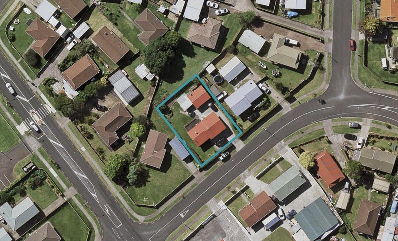 4 Haumia Way, Otara, Auckland - Carousel 1