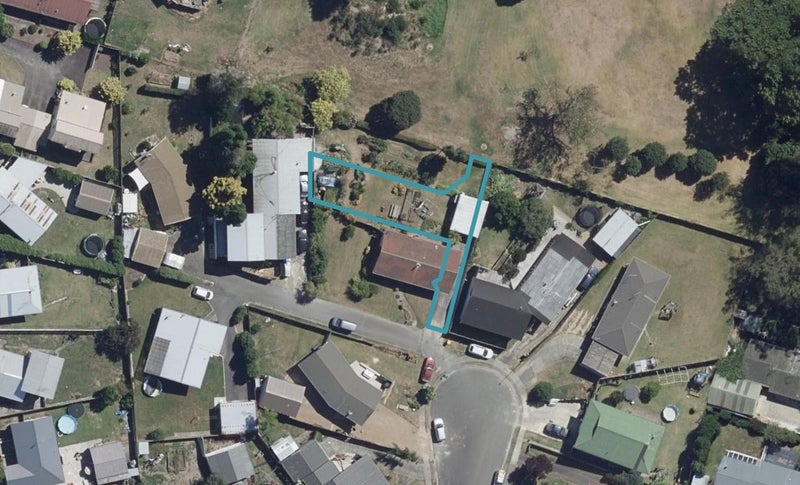 3/17 Irene Crescent, Dinsdale, Hamilton - Carousel 1