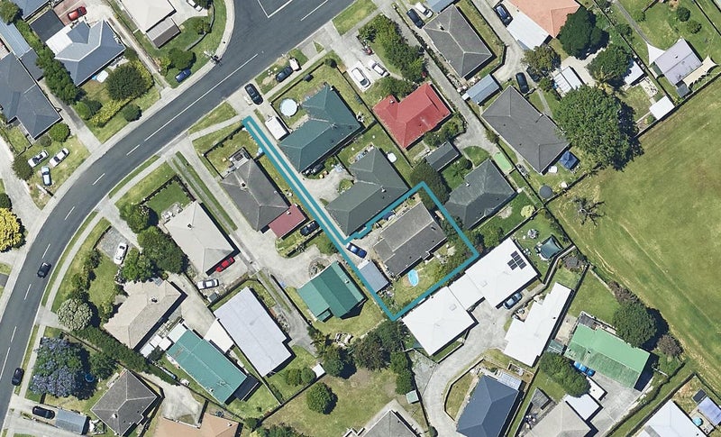 21C Cook Street, Gate Pa, Tauranga - Carousel 1