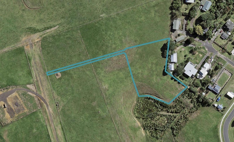 52 Opoia Drive, Āwhitu - Carousel 1