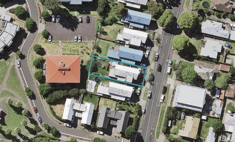 217 Pilkington Road, Point England, Auckland - Carousel 1
