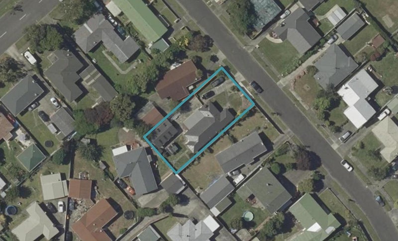6 Leslie Avenue, Cloverlea, Palmerston North - Carousel 1