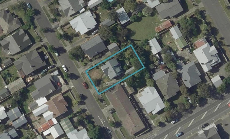 6 Nikau Street, Takaro, Palmerston North - Carousel 1