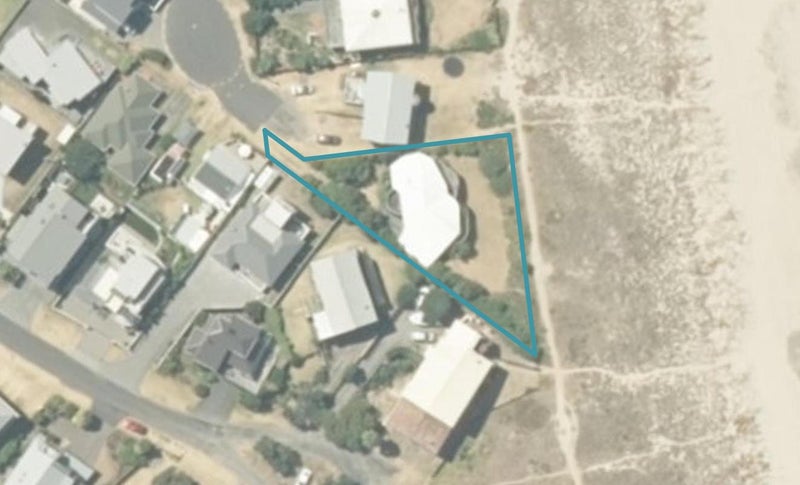 112 Mooloo Crescent, Whangamatā - Carousel 1