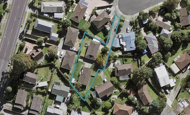 1/15 Sevilla Place, Unsworth Heights, Auckland - Carousel 1