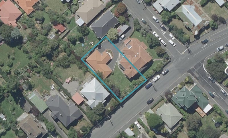 81 Signal Hill Road, Opoho, Dunedin - Carousel 1