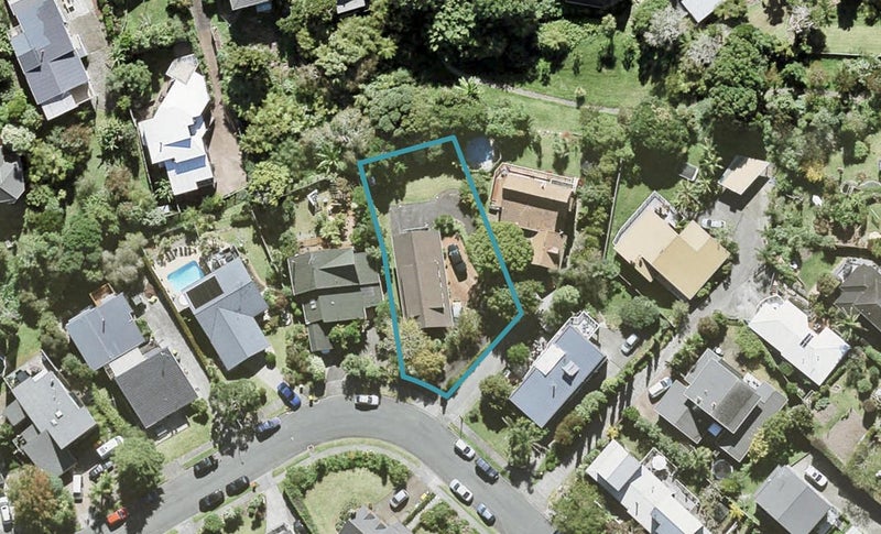 11 Tiri View Place, Waiake, Auckland - Carousel 1