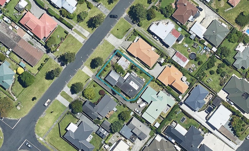 152 Edgecumbe Road, Tauranga South, Tauranga - Carousel 1