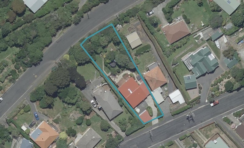 47 Campbells Road, Pine Hill, Dunedin - Carousel 1