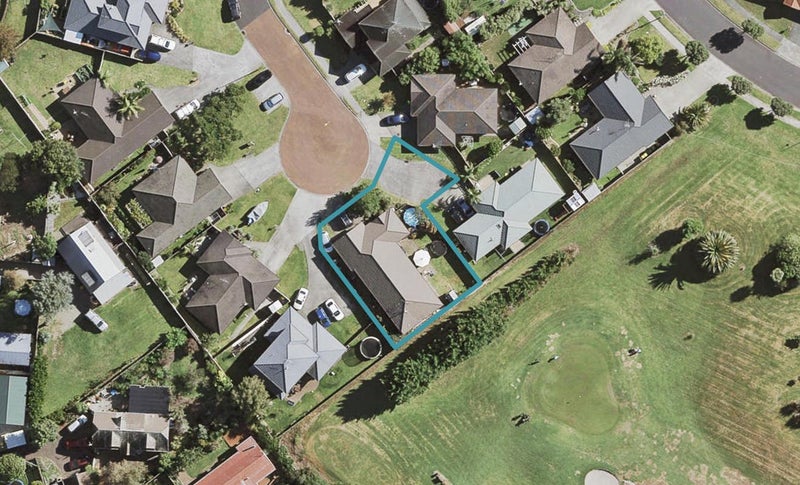 14 Ashkirk Place, Wattle Downs, Auckland - Carousel 1