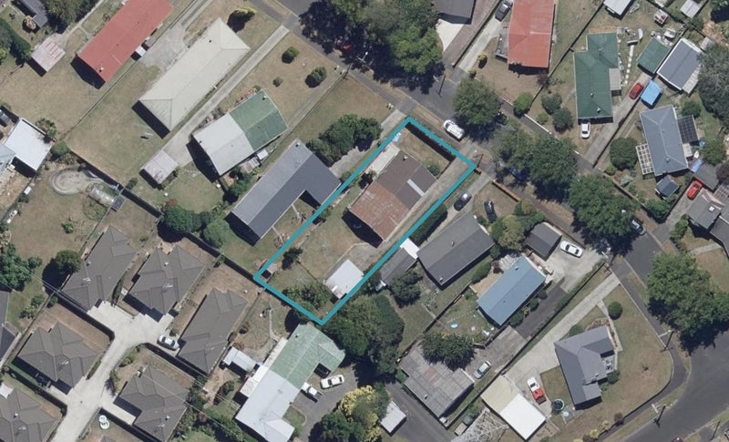 7A Leeds Street, Silverdale, Hamilton - Carousel 1