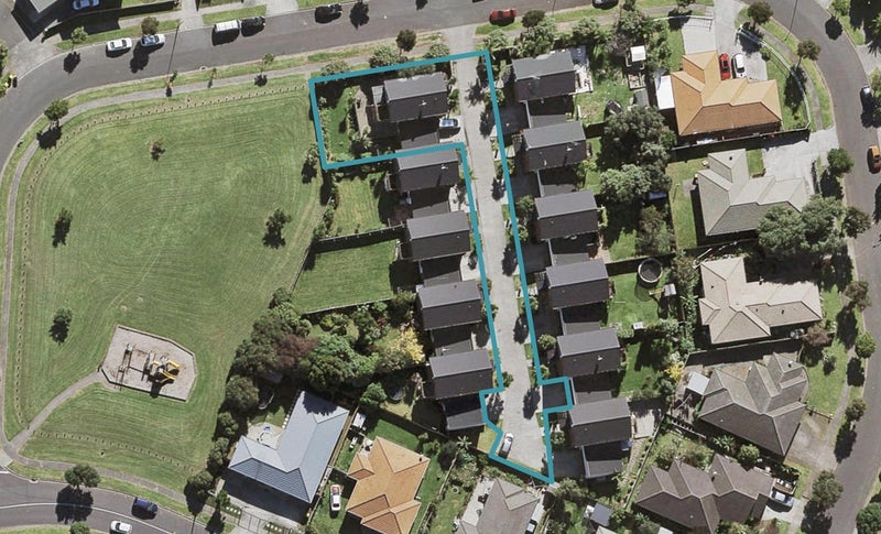 34 Secoia Crescent, Mangere, Auckland - Carousel 1