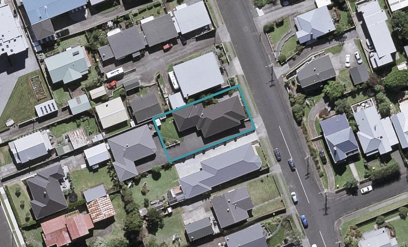 12A Belt Road, Moturoa, New Plymouth - Carousel 1