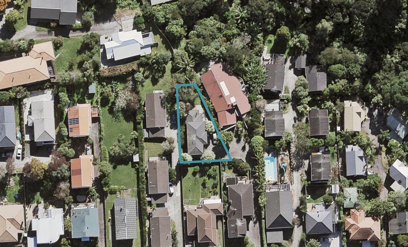 14A Waratah Street, Birkenhead, Auckland - Carousel 1