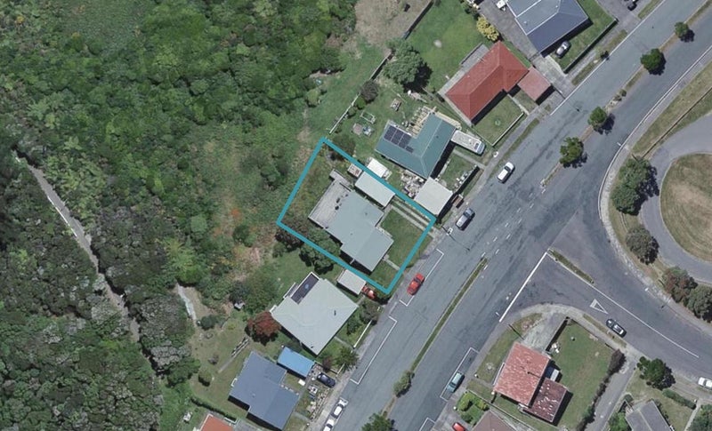 94 Jamaica Drive, Grenada North, Wellington - Carousel 1