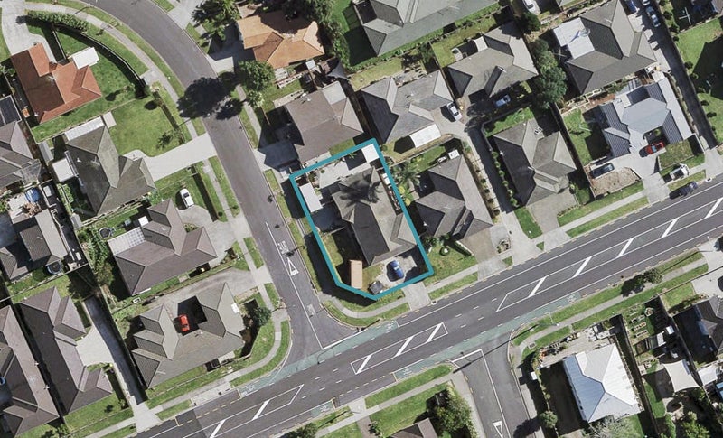 1 Saralee Drive, Manurewa, Auckland - Carousel 1