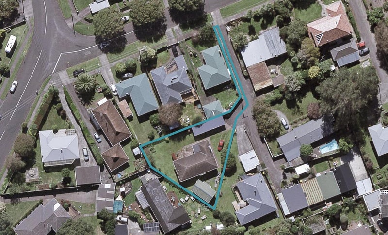 10A Woodleigh Street, Frankleigh Park, New Plymouth - Carousel 1