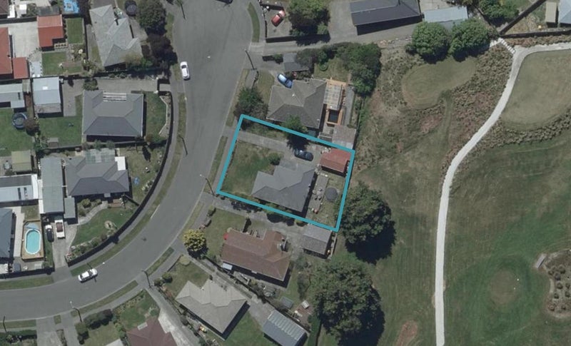 12 Trina Place, Shirley, Christchurch - Carousel 1