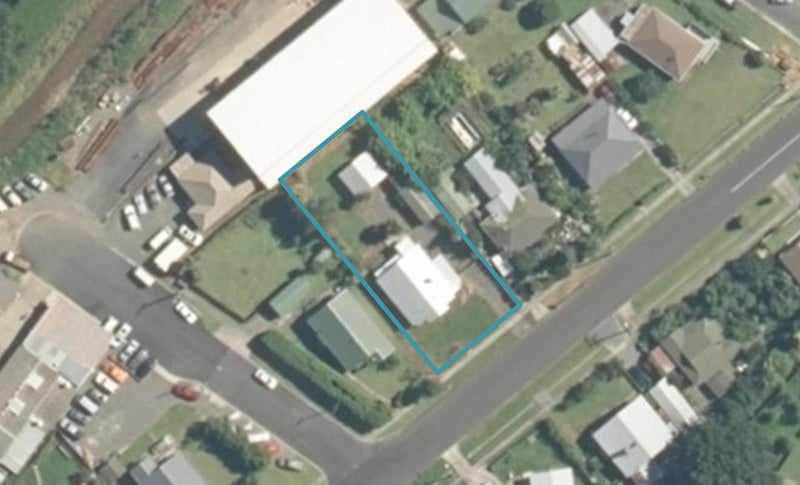 38 Ema Street, Te Aroha, Te Aroha - Carousel 1