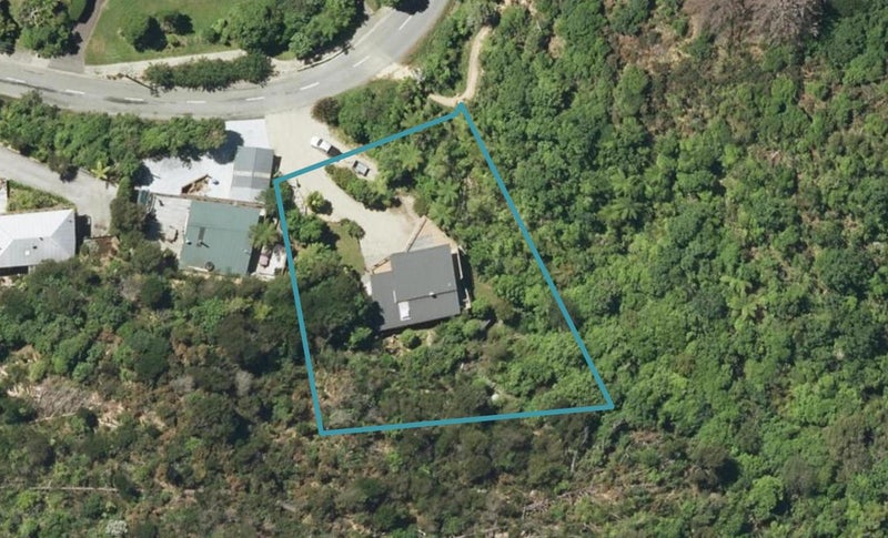 2336 Queen Charlotte Drive, Ngākuta Bay, Picton - Carousel 1