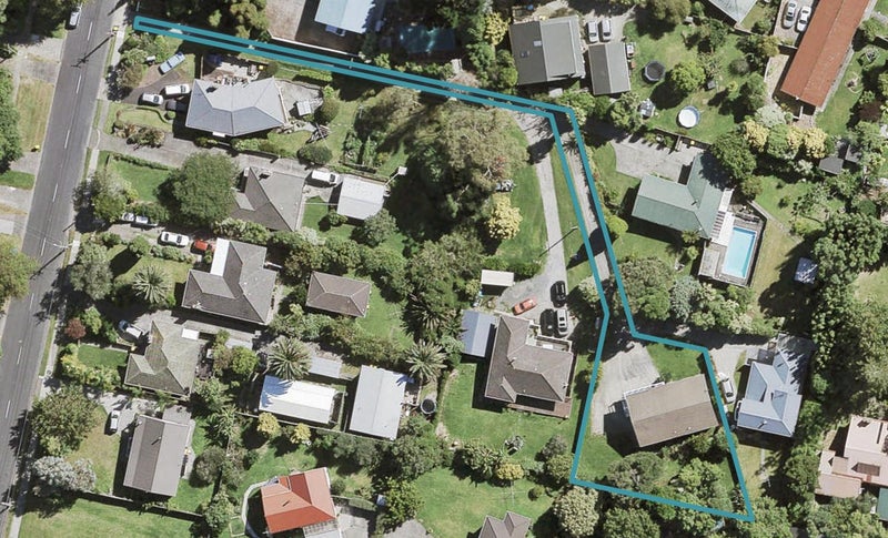 82C Woodglen Road, Glen Eden, Auckland - Carousel 1