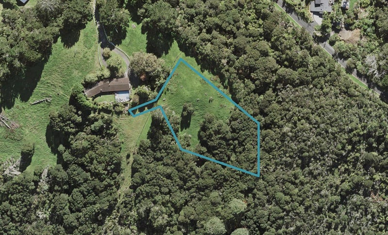 3 Trig Station Rise, Paremoremo, Auckland - Carousel 1