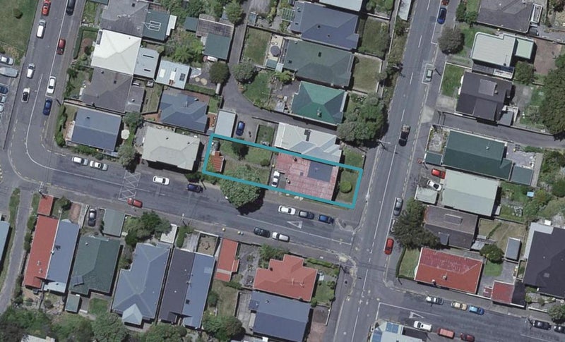 322 Adelaide Road, Newtown, Wellington - Carousel 1