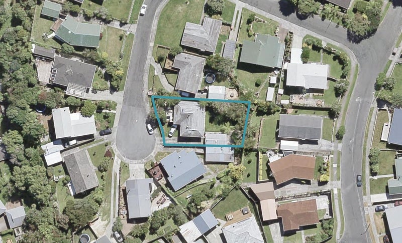 5 Otira Grove, Kelson, Lower Hutt - Carousel 1