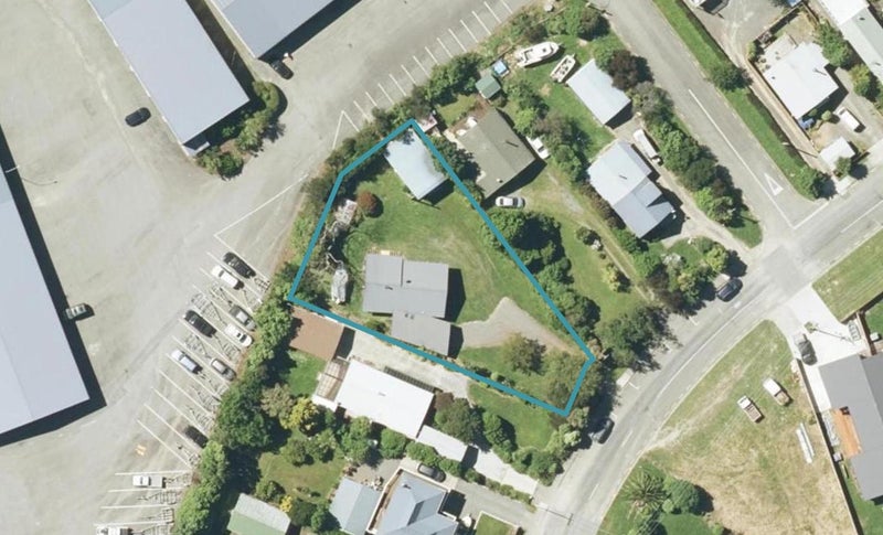 40 Beach Road, Waikawa, Picton - Carousel 1